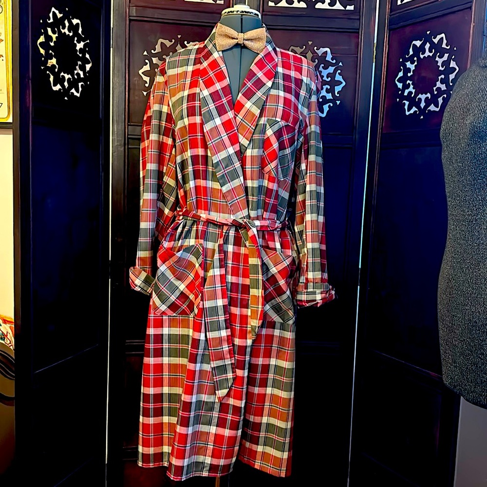 Vintage 1950’s plaid robe.